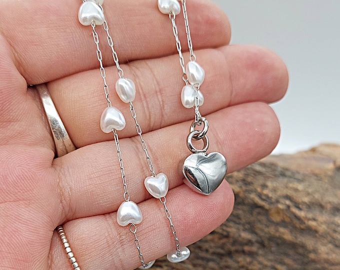 Small Silver Heart Urn Necklace for Memorial Ashes | Keepsake Ashes | Urn Jewellery | Pretty Cremation Jewelry | Funeral Jewelry Gifts