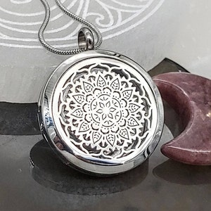 Mandala Locket Urn Necklace for Ashes or Lock of Hair | Cremation Jewelry for Men or Women | Ash Holder | Memorial Ash Pendant Urn Jewelry