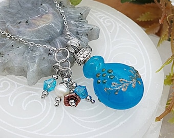 Collier urne en verre bleu pour un souvenir | Joli pendentif en verre pour Cremains | Bijoux de crémation | Bijoux pour urne commémorative | Cadeaux de sympathie