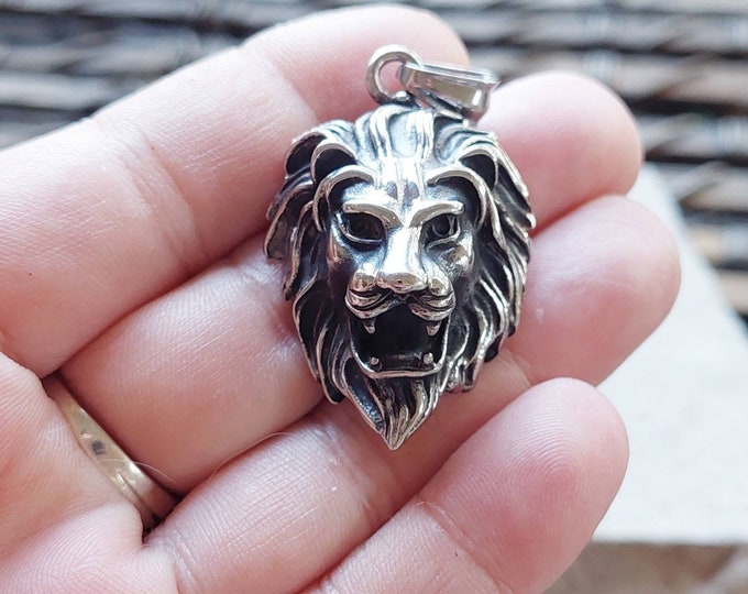 Memorial Jewelry Lion Urn Pendant  for Ashes Necklace | Cremation Jewelry for Men | Jewelry for Cremains | Kerpsake Gift for Men or Women