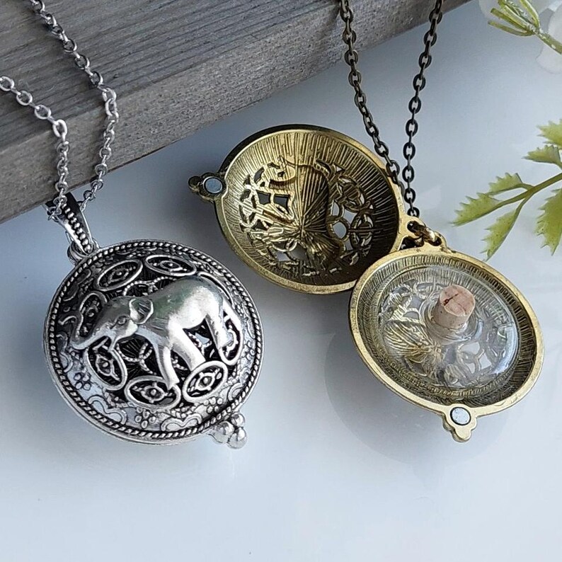 elephant-urn-necklace-to-put-ashes-in-fillable-glass-keepsake-pendant