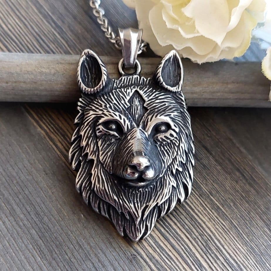 Wolf Dog Memorial Jewelry | Locket Urn Necklace for Ashes, Lock of Hair,  Pet Fur | Cremation Urn Jewelry | Keepsake Gifts for Men or Women