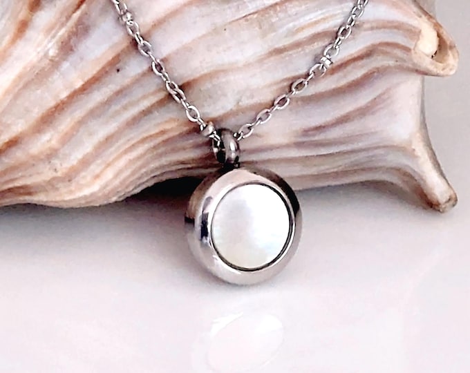 Small Mother of Pearl Locket | Mini Urn Necklace | Cremation Ash Jewelry | Memorial Ashes Keepsake