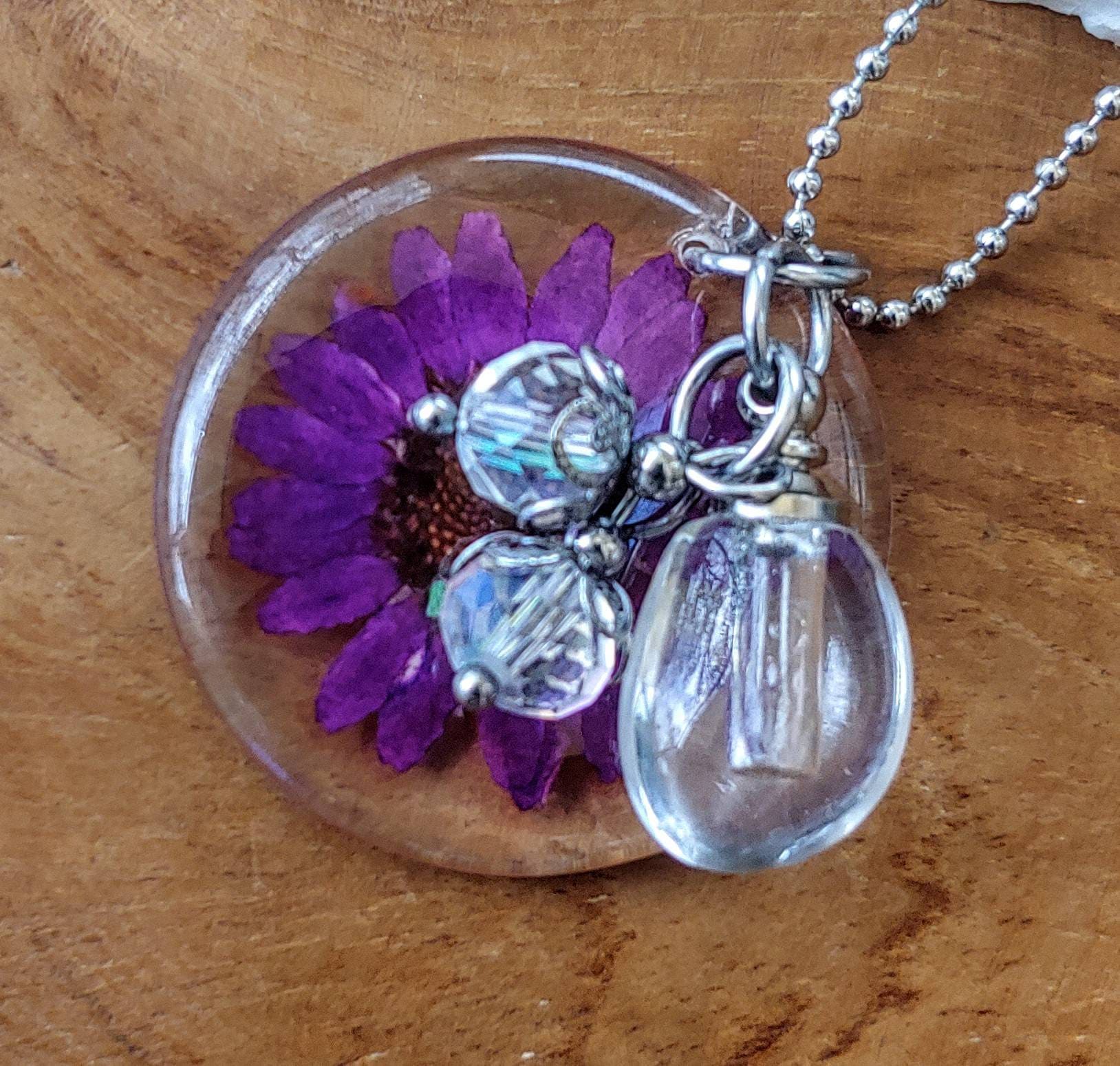 Dried Flower White Daisy Urn Necklace Daisy Urn Memorial Cremation