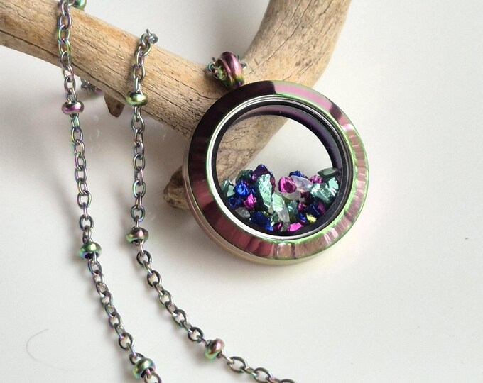 Glass Rainbow Locket Necklace | Keepsake Jewelry for Pet Hair, Ash Cremains | Round Memorial Lockets