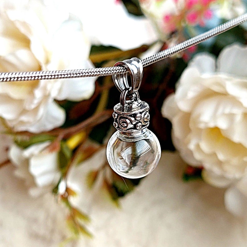 Glass Urn Necklace for Ashes or Lock of Hair or Fur | Glass Locket | Ashes Jewelry | Cremation Jewelry | Memorial Urn Jewelry | Ash Keepsake 