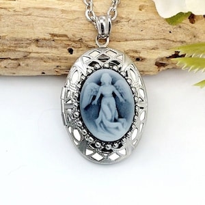 Reliquary Guardian Angel Urn Locket for two urns | Cremation Jewelry Locket | Glass Hair Locket | Keepsake Urn Jewellery Necklace for Ashes