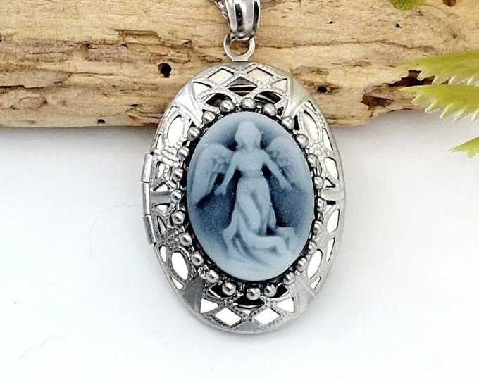 Reliquary Guardian Angel Urn Locket for two urns | Cremation Jewelry Locket | Glass Hair Locket | Keepsake Urn Jewellery Necklace for Ashes