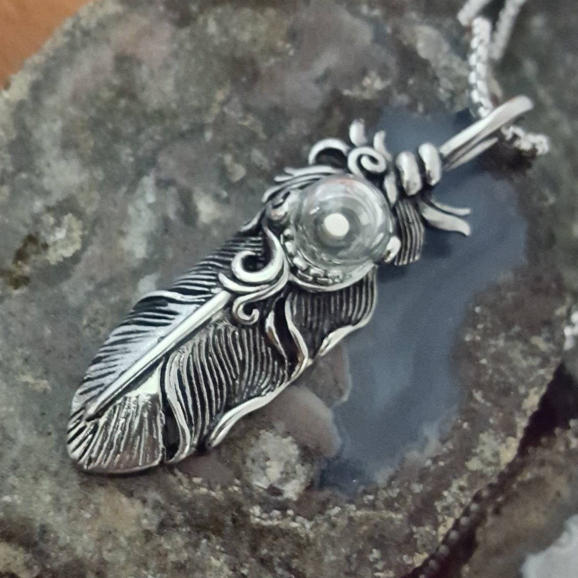 Cremation Jewelry Stainless Steel Flower Heart Cremation Urn Necklace Memorial Jewelry Necklace For Ashes For Men