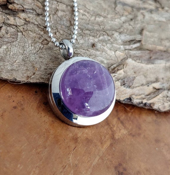 amethyst urn necklace