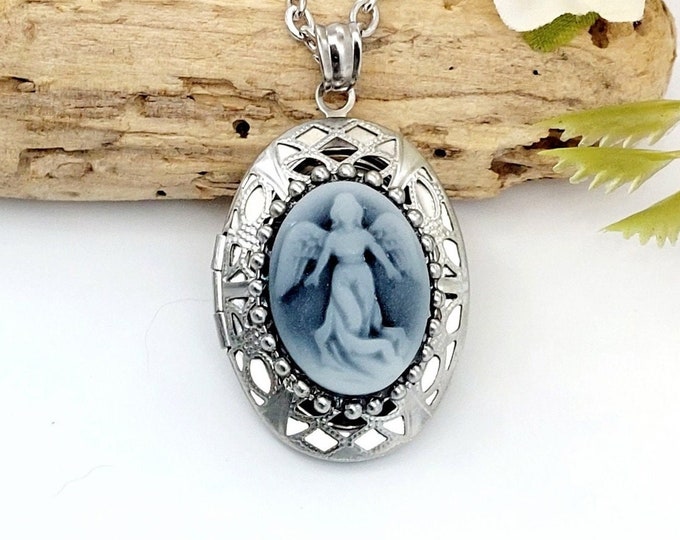 Reliquary Guardian Angel Urn Locket for two urns | Cremation Jewelry Locket | Glass Hair Locket | Keepsake Urn Jewellery Necklace for Ashes