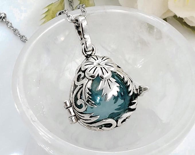 Floral Teardrop Locket Necklace, Green Glass Cremation Urn Jewelry for Ashes