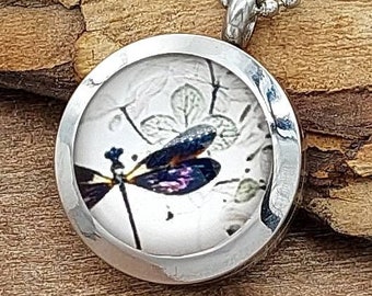 Small Dragonfly Urn Locket Necklace | Ash Holder Urn Jewelry | Cremation Jewelry | Glass Locket for Hair or Fur | Memorial Jewelry for Women