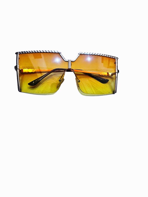 Yellow Gradient 1990s Square Statement Sunglasses - image 3