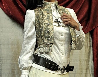 TOREADOR VEST - Green/Ivory Tapestry