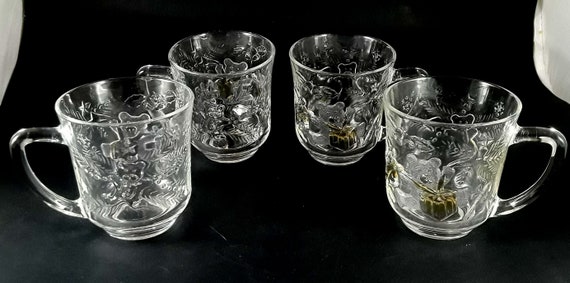 glass christmas mugs