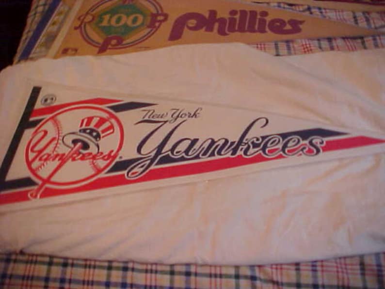 Vintage New York Yankees full size baseball pennant