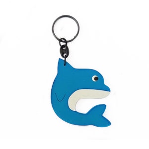 Holzschlüsselanhänger handbemalter Fisch Delfin Walhai
