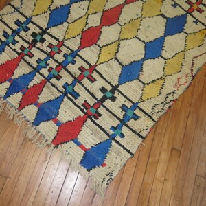 Vintage Morrocan rug Size 4'1''x7' image 3
