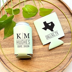 NEOPRENE Custom Wedding Can Coolers, Custom State Silhouette, Personalized Drink Huggies, Wedding Drink Bar, Wedding Party Favors WED-047