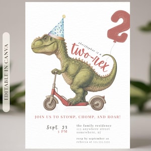 Pode incluir: Um convite de anivers&aacute;rio com um dinossauro verde a andar de trotinete vermelha, usando um chap&eacute;u de festa. O texto diz "christopher is a two-rex" e "Join us to stomp, chomp, and roar!" H&aacute; tamb&eacute;m um bal&atilde;o vermelho com o n&uacute;mero 2.