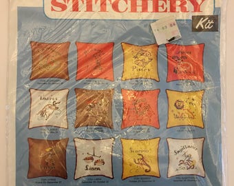 LIBRA Creative Stitchery Crewel Pillow KIT