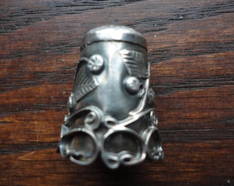 Vintage Sterling Thimble