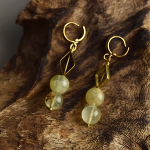 RIO VERDE D20• Handbediende oorbellen met Phrenit-Steine
