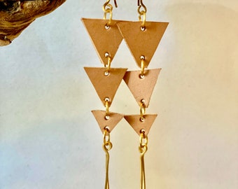 Leather triple triangle & 14kt gold filled bar dangle earrings. Bohemian geometric lightweight drop earrings.