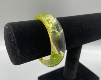Vintage hars varenblad armband heldergroene botanische geperste bloem