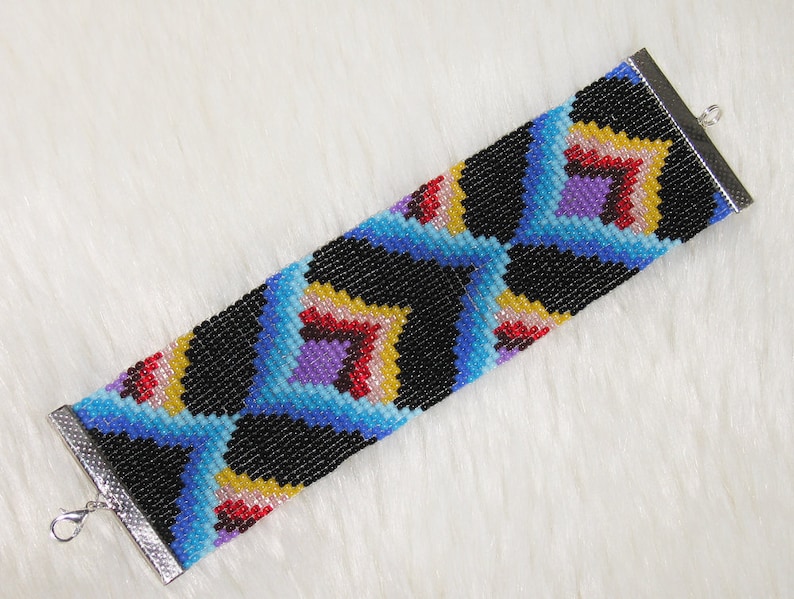 Bracelet with colour transition image 1