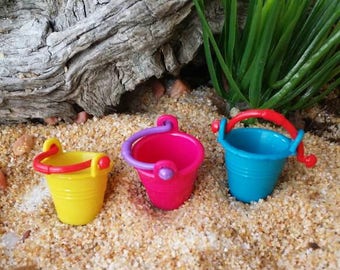 Miniature Dollhouse FAIRY GARDEN Accessories ~ Red Metal Pail with Seashells