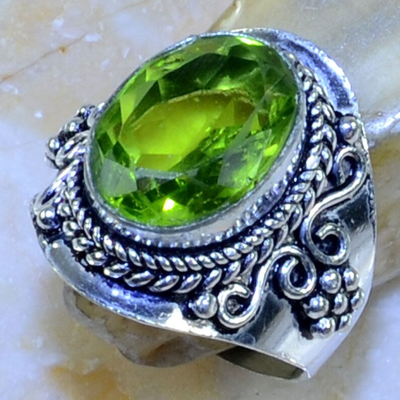 PERIDOT Amulet Sterling Silver Ring Size 8