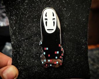 Glitch No Face Pin