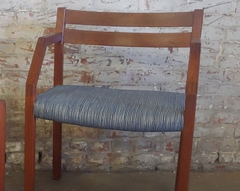 Møller Model 404 Armchair