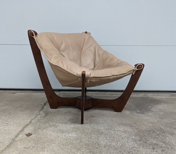 Vintage Modern Luna Sling Chair by the Hjellegjerde Group of