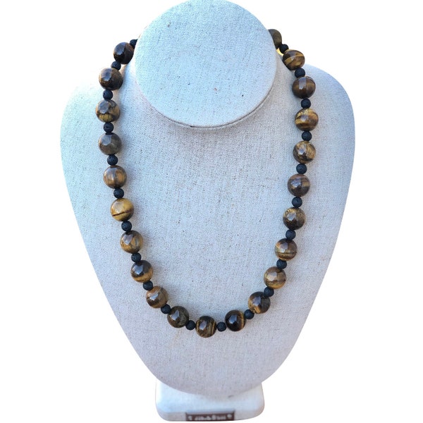 AJ330 - Men's Tiger's eye necklace, Gemstone necklace. Large tiger's eye beads necklace.