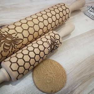 Rolling Pin &quot;Bее, honeycombs &quot; Handmade Wooden rolling pin honeybee
