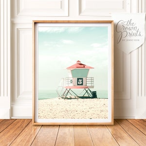 Lifeguard tower print, INSTANT DOWNLOAD, Printable beach art, California wall art, Beach decor, Ocean print, Beach print, Lifeguard stand image 5