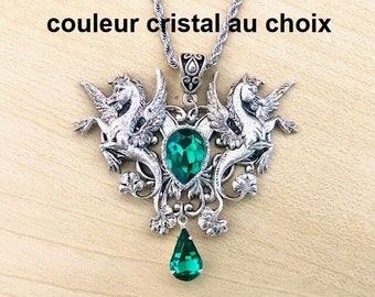 Superbe collier gothique victorien Pégase, avec cristal Swarovski vert, cheval ailé, créature de légende, cheval mythique