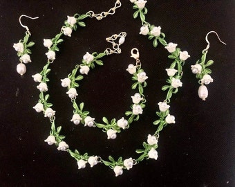 Parure muguet, bijoux fleuris vert et blanc, collier et Boucles bouquet de muguet, bijoux fleurs de printemps