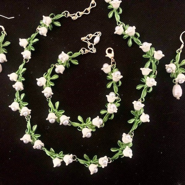 Lily of the valley adornment, green and white floral jewelry, necklace and earrings bouquet of lily of the valley, spring flower jewelry