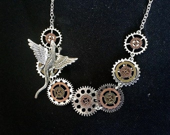 Collier dragon steampunk  avec rouages, dragon argenté