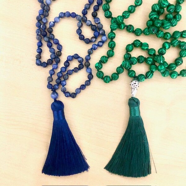 Sautoir de perles Sodalite bleue ou Malachite verte, collier très long