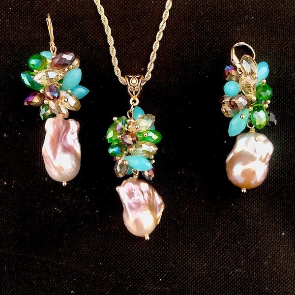 Ensemble ou séparément, Pendentif et boucles en perle Keishi véritable et cristal multicolore, chaine acier inoxydable