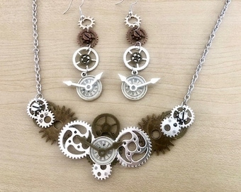 Collier ou boucles steampunk horloge, collier avec rouages et aiguilles de montre