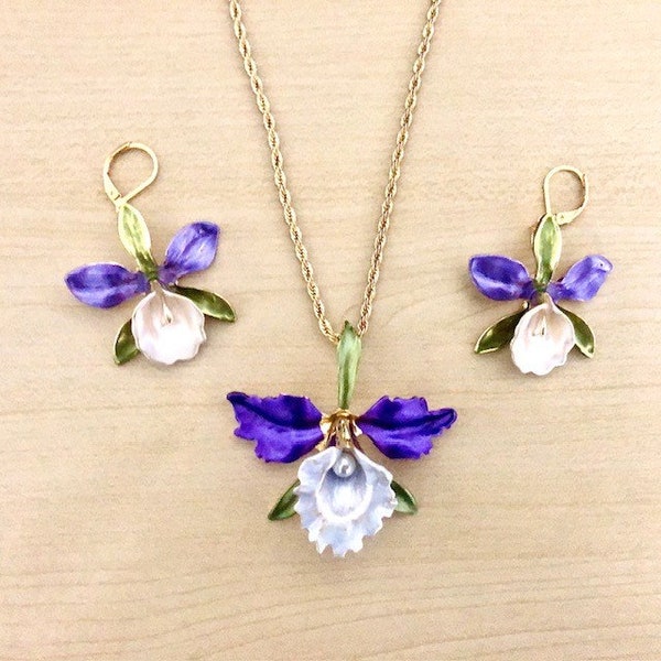 Parure Orchidée, fleurs en émail violet et blanc, bijoux fleuris