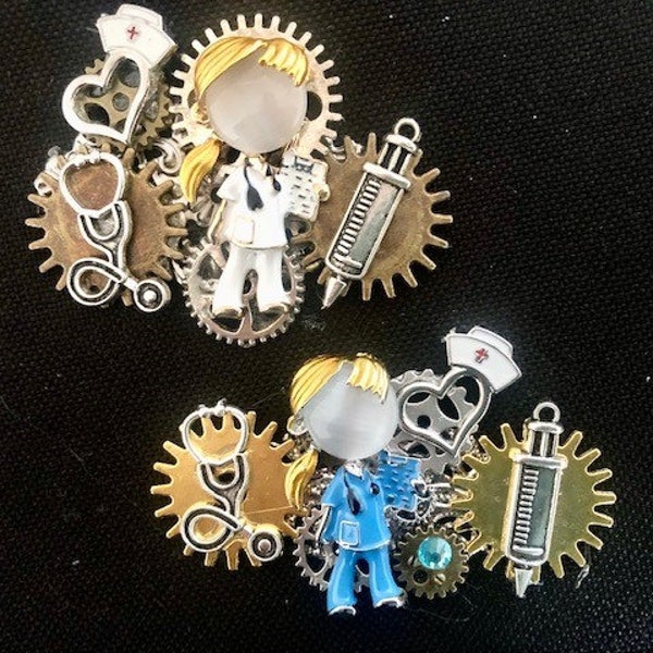 Broche steampunk Infirmière, idée cadeau infirmière, cadeau soignants