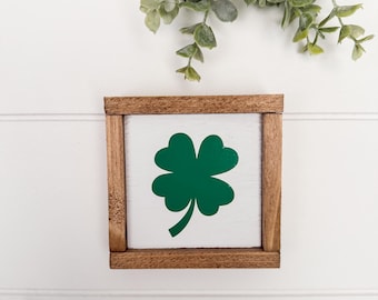 Shamrock St Patricks Day Mini Sign 3.75x3.75