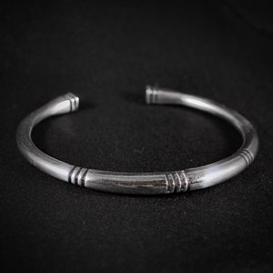 MAN BRACELET, Unisex bracelet, Solid wrislet, Silver bracelet, Gift for him, Alternative jewelry, Solid bracelet, Men jewelry,Silver jewelry image 2